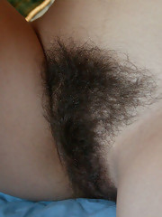 Hairy Wife show vagina erotic pics